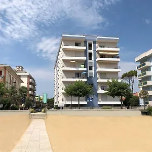 adriatico-appartamenti.hotelinveneto.com/