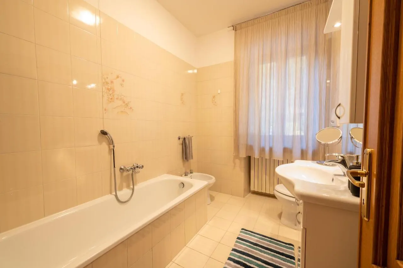 Seven Aldo Flat Apartman Ponte Caffaro